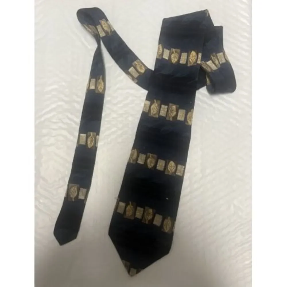 417 by Van Heusen Silk‎ Floral Tie